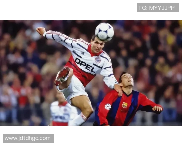 巴萨曾考虑引进皮耶罗但最终选择了里瓦尔多,曼联也对他感兴趣 巴萨曾考虑引进皮耶罗但最终选择了里瓦尔多,曼联也对他感兴趣