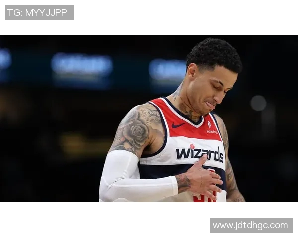 库兹马高效表现13投9中砍下22分末节独揽16分助队逆转取胜 库兹马高效表现13投9中砍下22分末节独揽16分助队逆转取胜