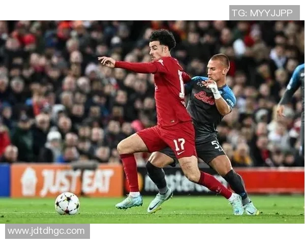 柯蒂斯琼斯谈比赛心态：胜利并非理所当然需要保持清醒头脑