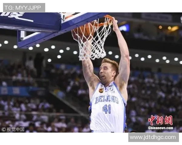 媒体人分析萨林杰低位表现强调其面筐技术才是真正优势所在 媒体人分析萨林杰低位表现强调其面筐技术才是真正优势所在