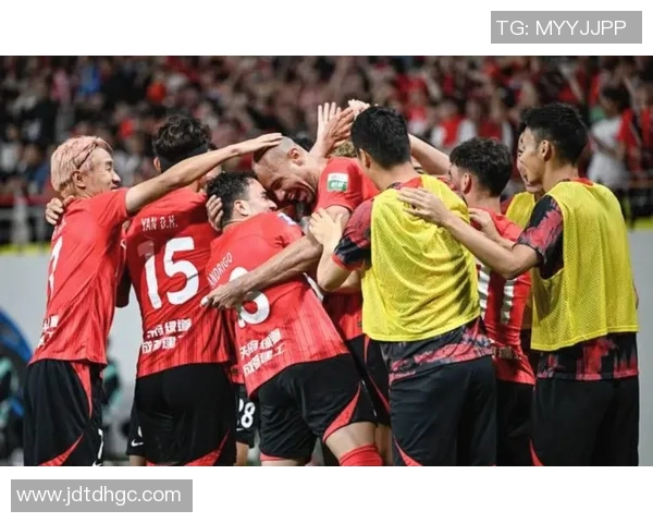 川渝德比再添精彩蓉城官方祝贺铜梁龙冲超成功期待明年中超对决