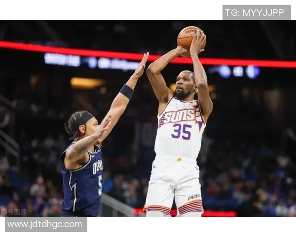 杜兰特自信满满称应全中18投队友教练对连败感到不满