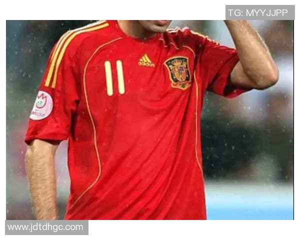 利物浦密切关注拜仁前锋奥利塞与水晶宫中场沃顿的转会动态