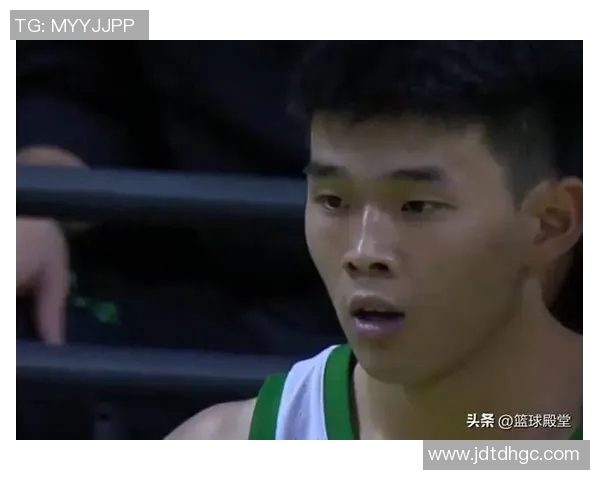 林葳首秀表现稳健俄勒冈大学篮球队社媒盛赞其10分4助的出色发挥